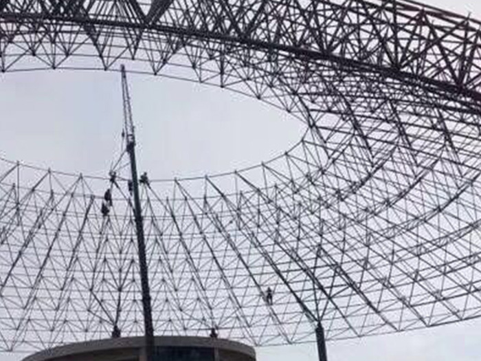 石狮篮球馆球形网架厂家价格